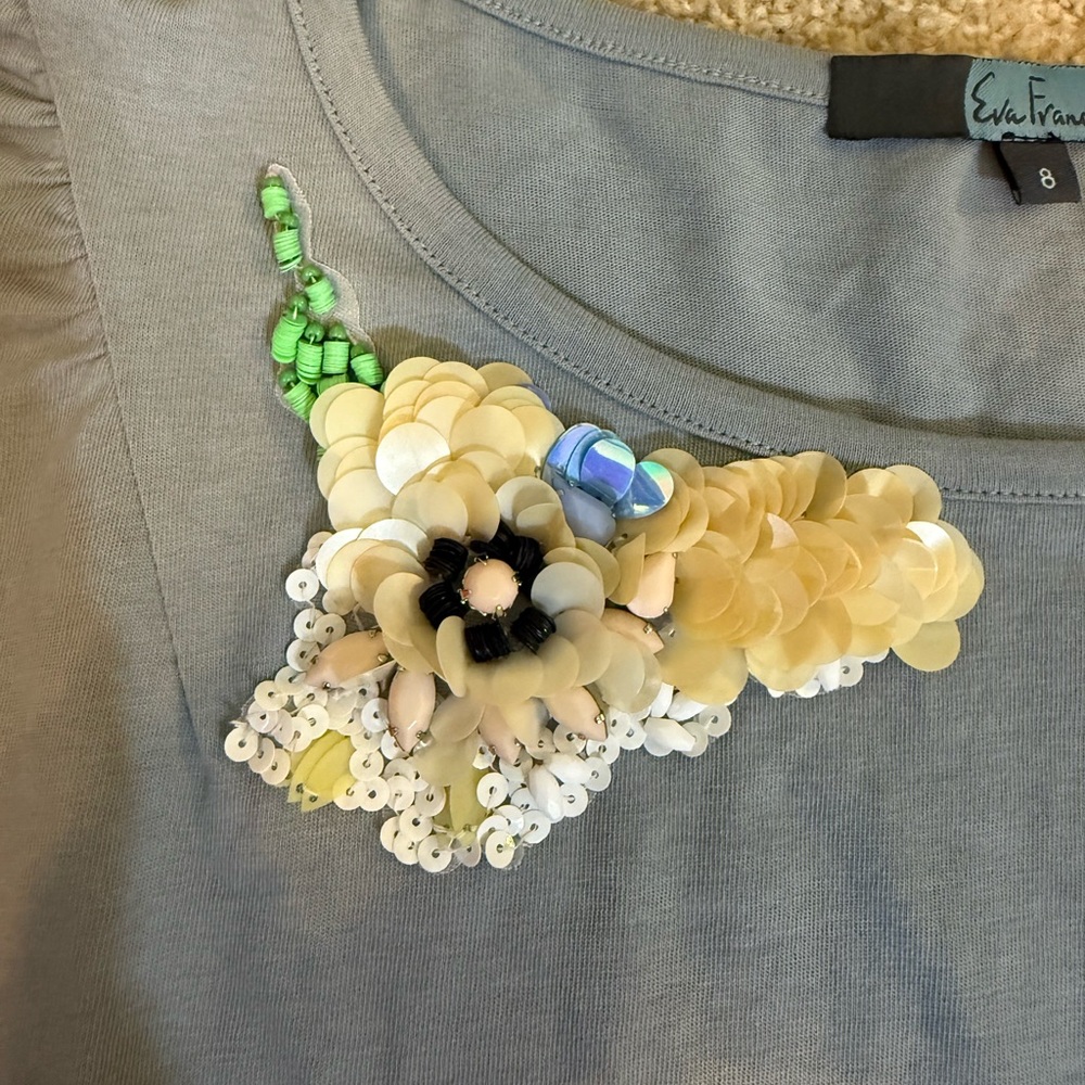 Eva Franco Anthropologie Gray Floral Embellished Women's Top size 8 ( medium ) - Picture 3 of 9